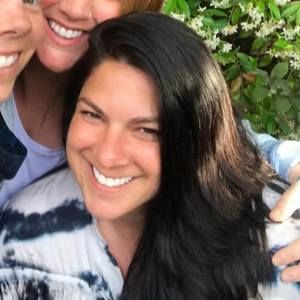 Meet your Posher, Simeen